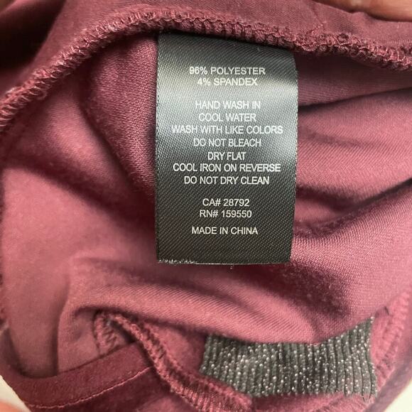 Maison D'Amelie Velvet Wide Leg Pants Size 6 Wine Trouser Holiday Gold Button - Picture 5 of 5